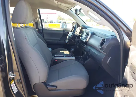 2017 Toyota Tacoma Sr5 из США, поврежденный, VIN 3TMBZ5DN5HM010789